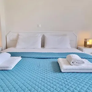White Hotel de apartamente Polychrono